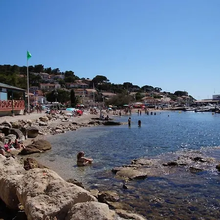 T2 Avec Piscine 300m Et Crique