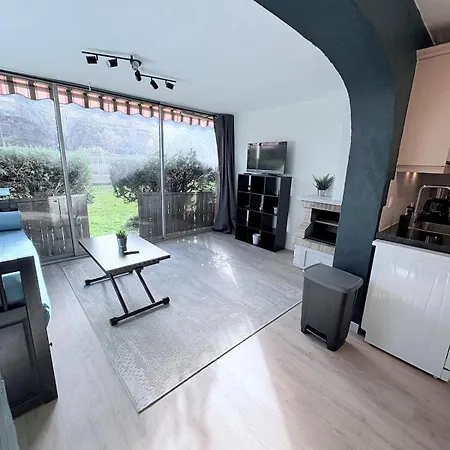 アパート T2 Avec Piscine 300m Et Crique *