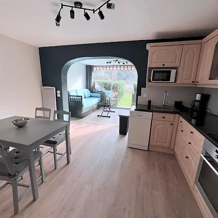 Apartment T2 Avec Piscine 300m Et Crique *