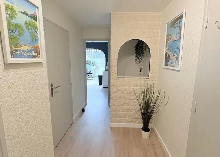 T2 Avec Piscine 300m Et Crique Appartement