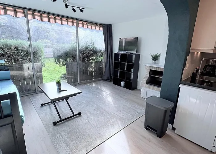 Appartement T2 Avec Piscine 300m Et Crique *